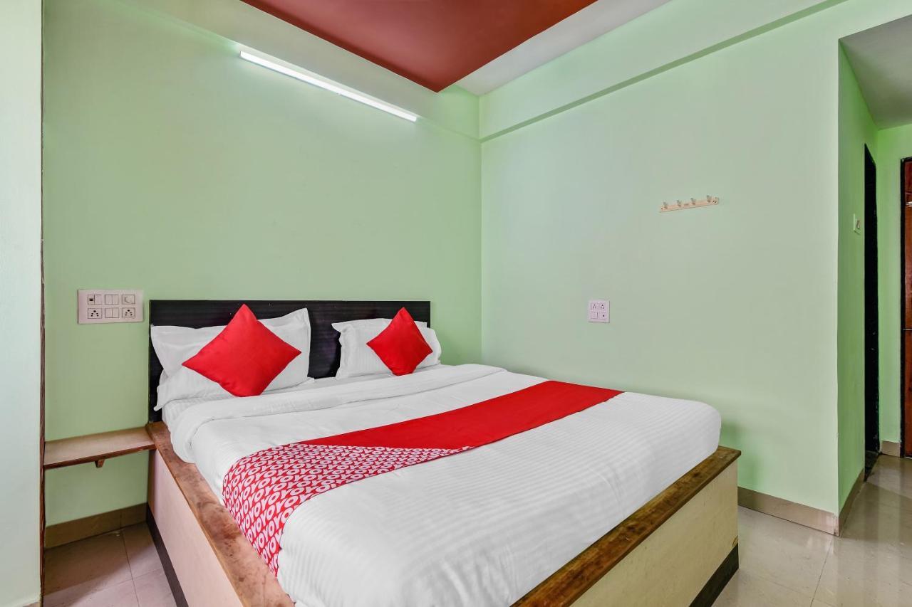 Oyo Hotel Samarth Lodge Solapur Ngoại thất bức ảnh