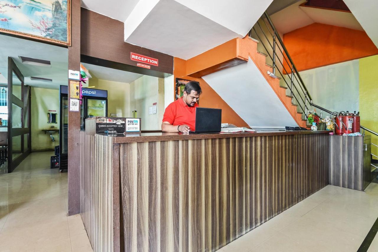Oyo Hotel Samarth Lodge Solapur Ngoại thất bức ảnh