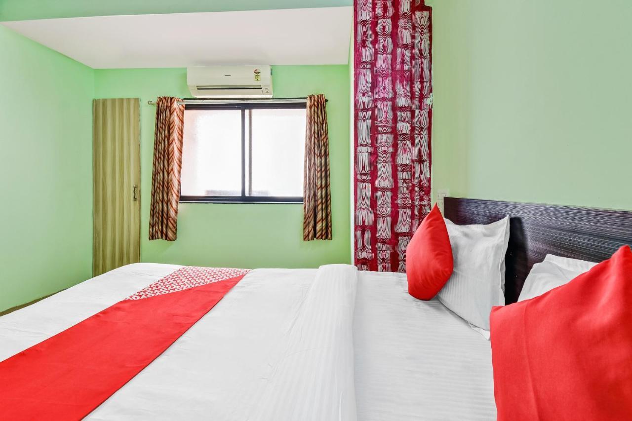 Oyo Hotel Samarth Lodge Solapur Ngoại thất bức ảnh
